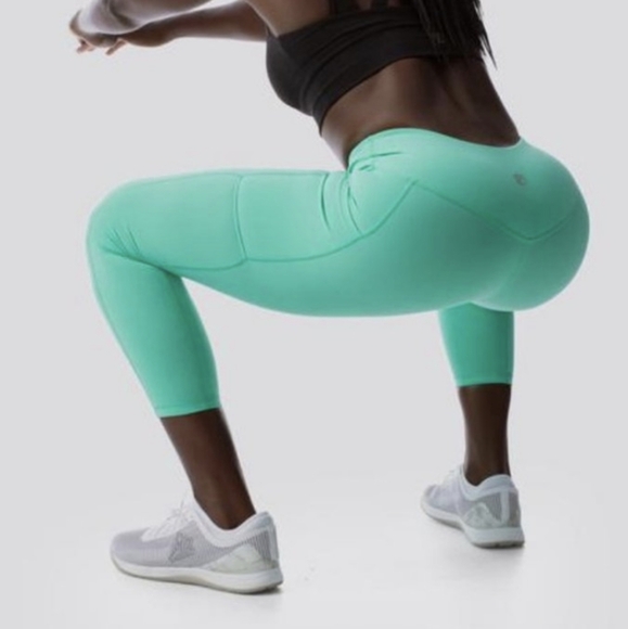 Born Primitive Rise & Grind Capri Pocket Legging Teal Mint Women's XS - Picture 3 of 11